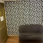 Charming To Rent With Shared Facilities