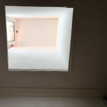 アパート Charming To Rent With Shared Facilities