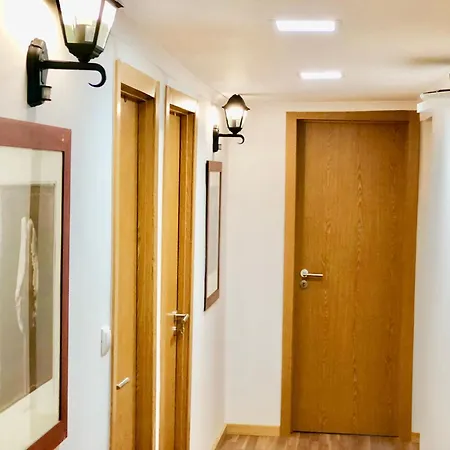Charming To Rent With Shared Facilities * Лиссабон